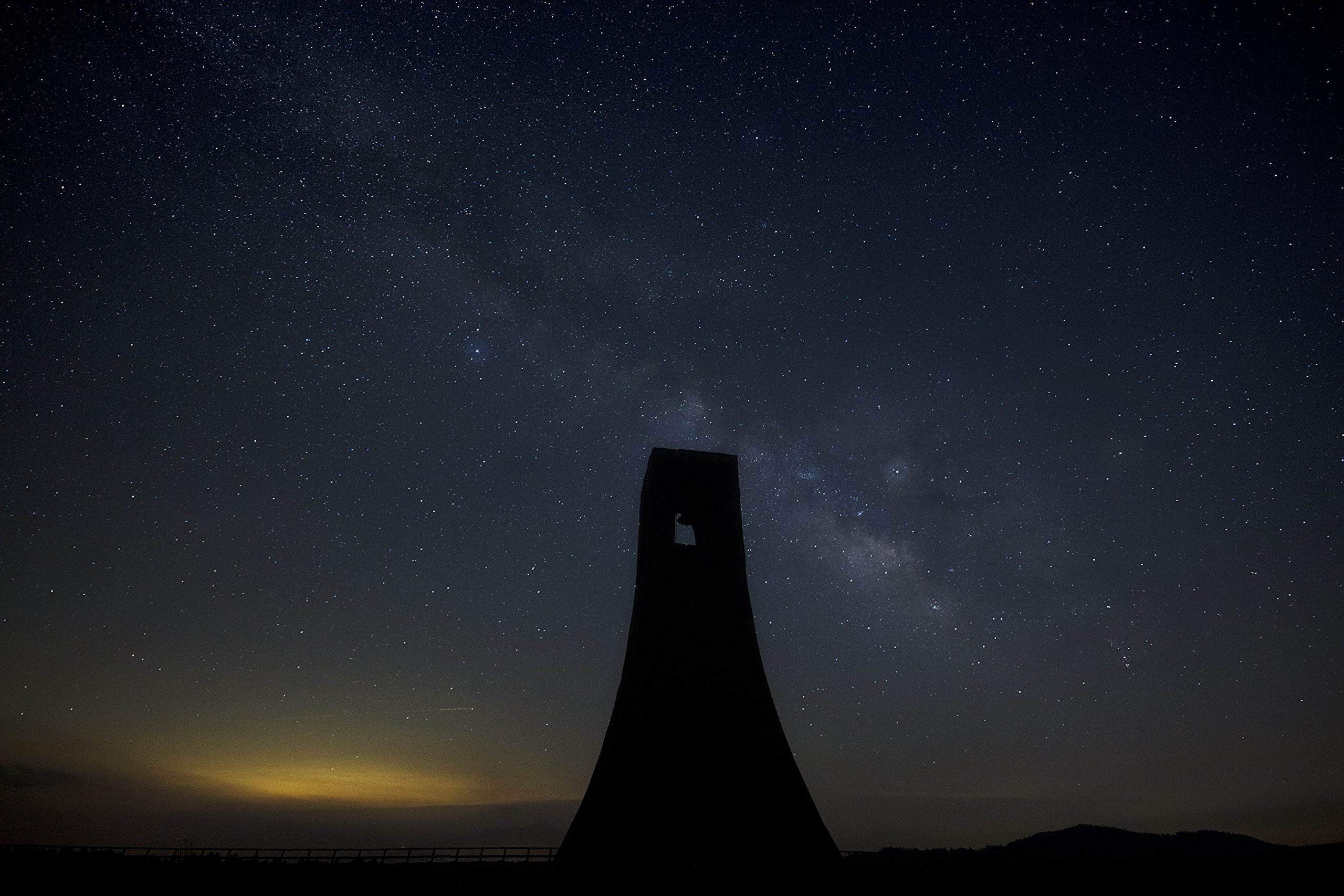 Amazon.co.jp: SIGMA シグマ Canon EFマウント レンズ 14mm F1.8 DG